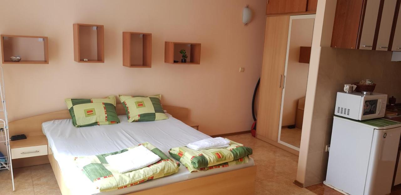 Elit 4 Apartments Sluneční pobřeží Exteriér fotografie