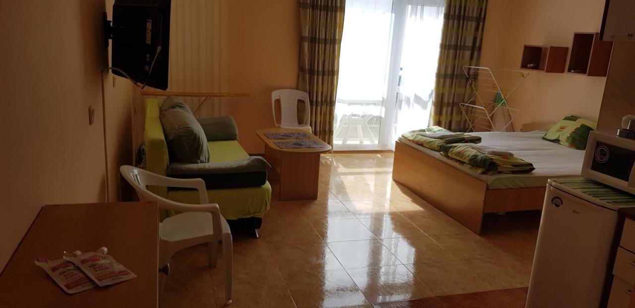 Elit 4 Apartments Sluneční pobřeží Exteriér fotografie