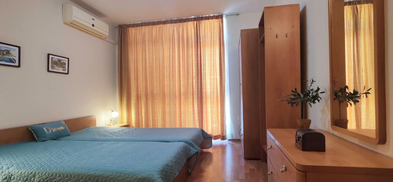 Elit 4 Apartments Sluneční pobřeží Exteriér fotografie