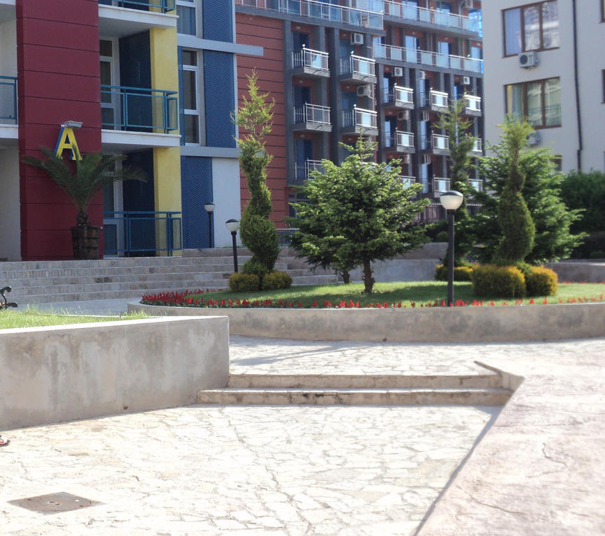 Elit 4 Apartments Sluneční pobřeží Exteriér fotografie